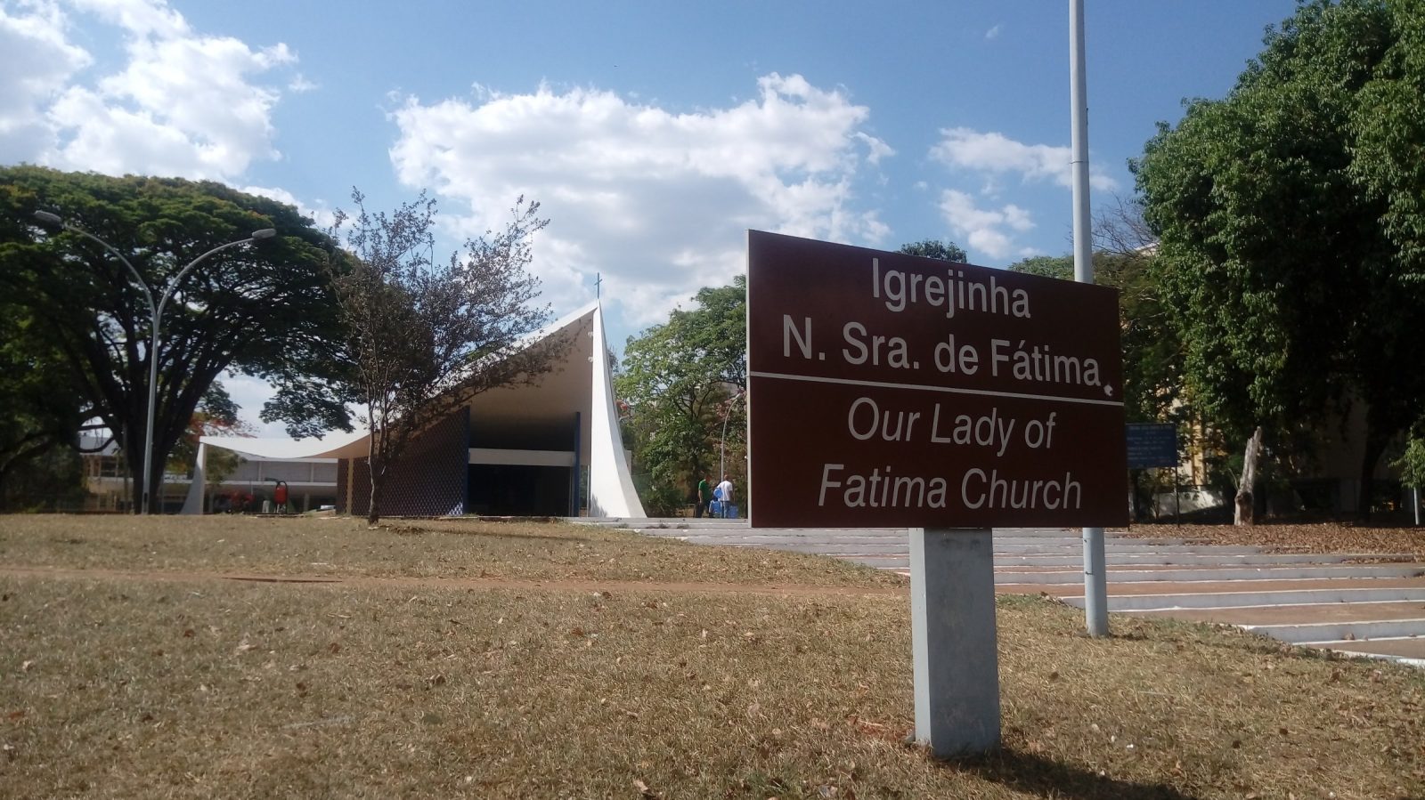 Igrejinha Nossa Senhora de Fátima: A Primeira Igreja de Brasília