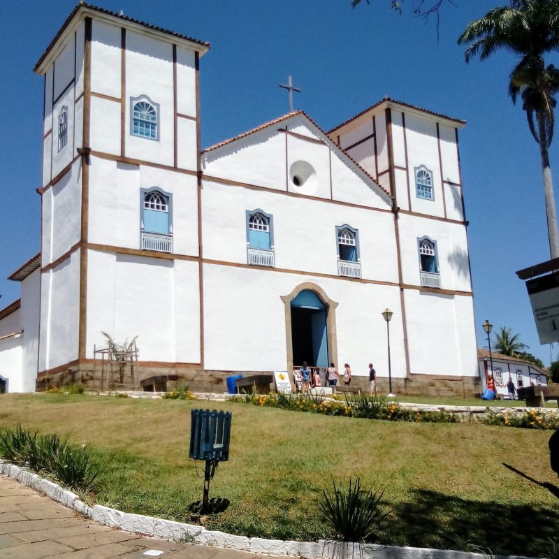 O Que Fazer em Pirenópolis (GO): guia completo de cachoeiras, gastronomia e centro histórico.