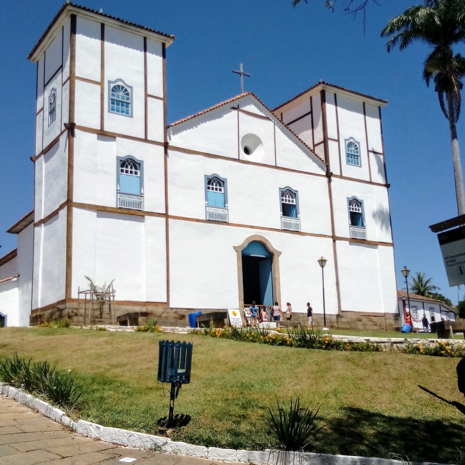O Que Fazer em Pirenópolis (GO): guia completo de cachoeiras, gastronomia e centro histórico.