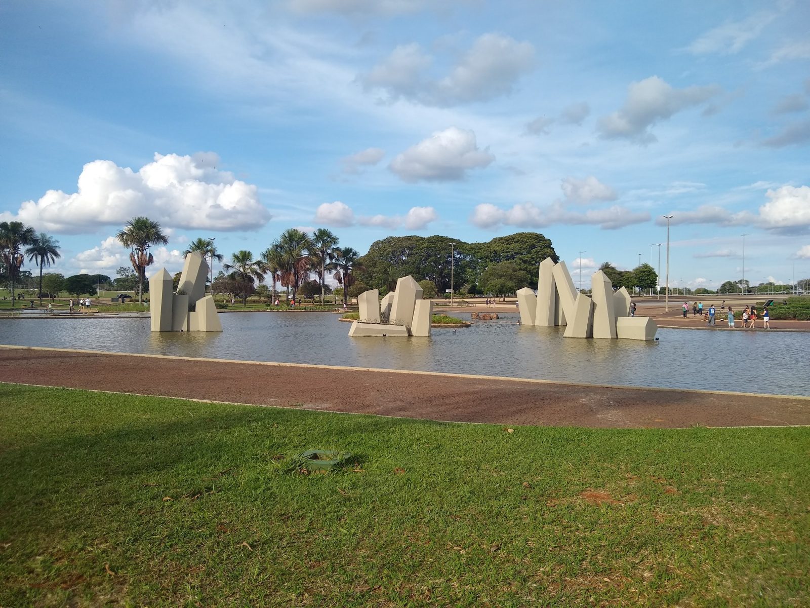 Praça dos Cristais: o jardim de Burle Marx que pouca gente conhece em Brasília.